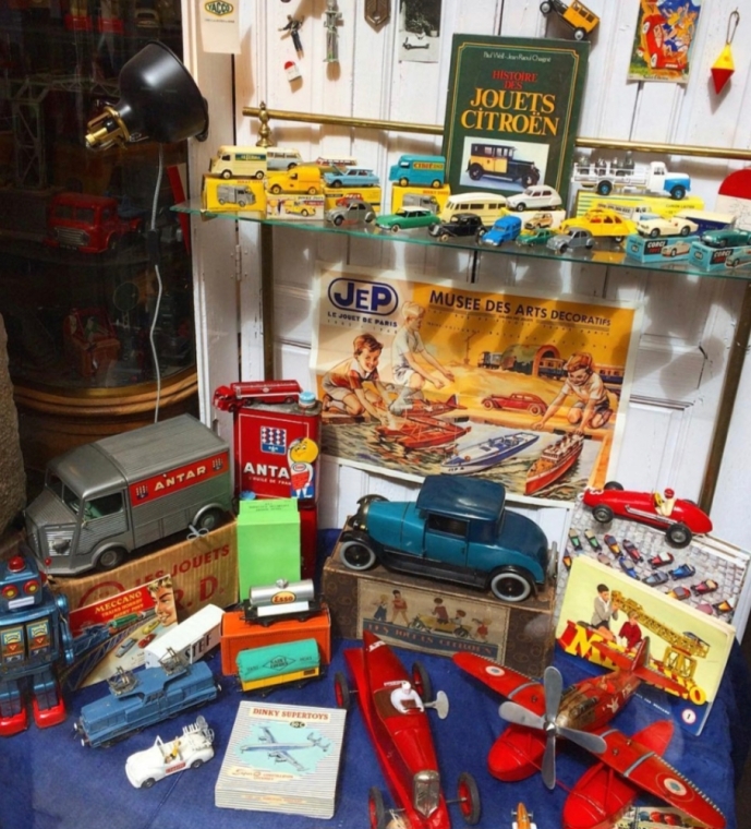 Achat jouets anciens/Anciennes consoles de jeux , Soissons, Ecobrocante
