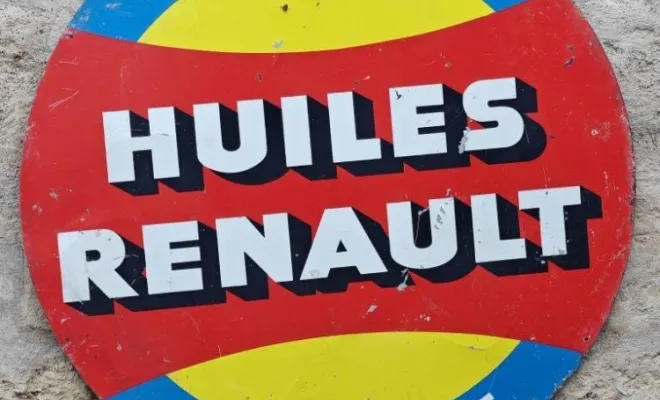 Vente de plaques Huile Renault vintage des années 60 à Soissons, Soissons, Ecobrocante